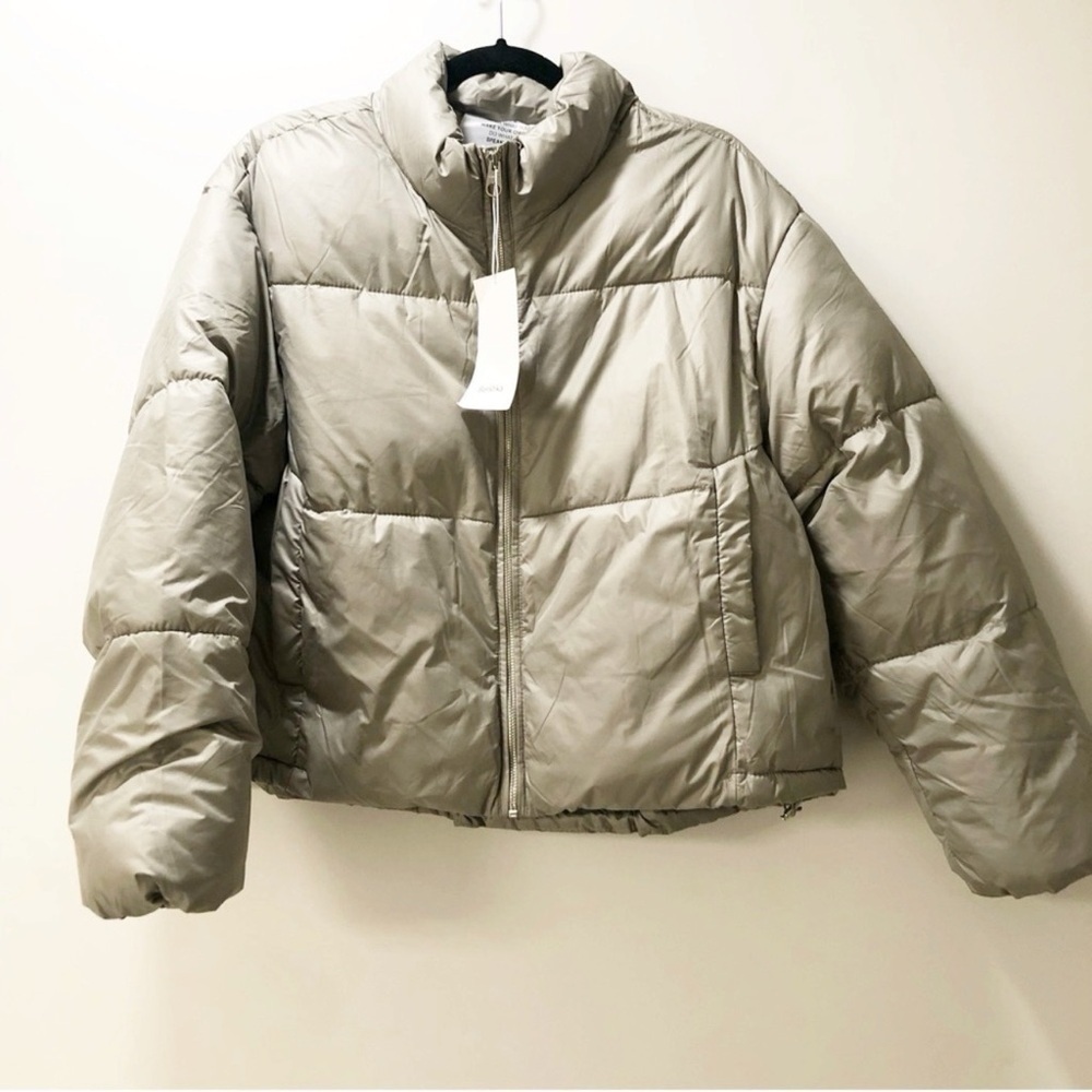 Bershka Women's Green Puffer Jacket